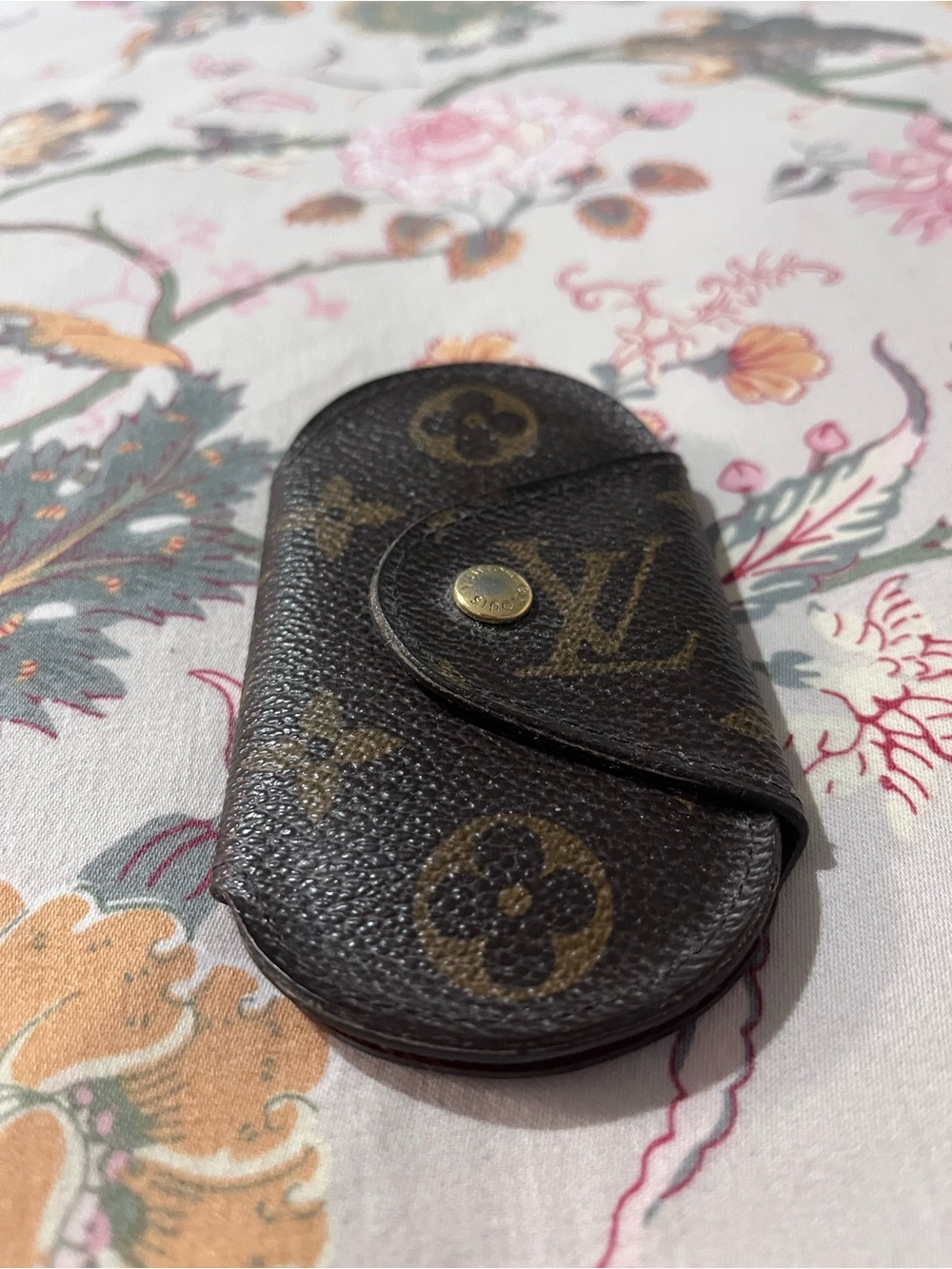 Louis Vuitton Brown Monogram Snap 4 Key Pouch